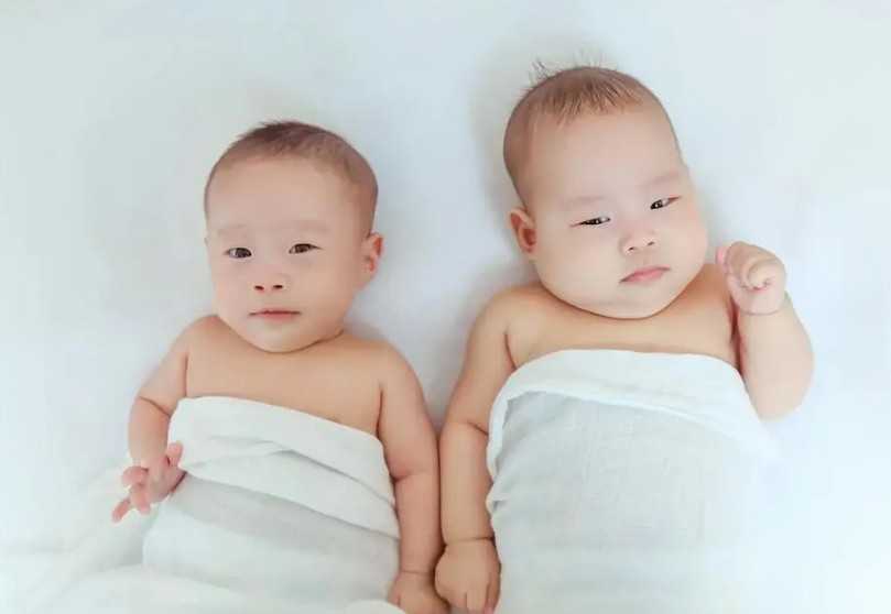 国内试管婴儿代怀,三代试管同卵双胞胎健康*下来的概率有多大